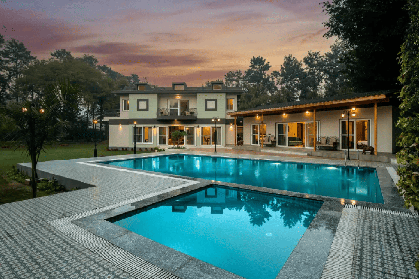 ELIVAAS Esh | 5 BHK Farmhouse with Pvt Pool & Garden